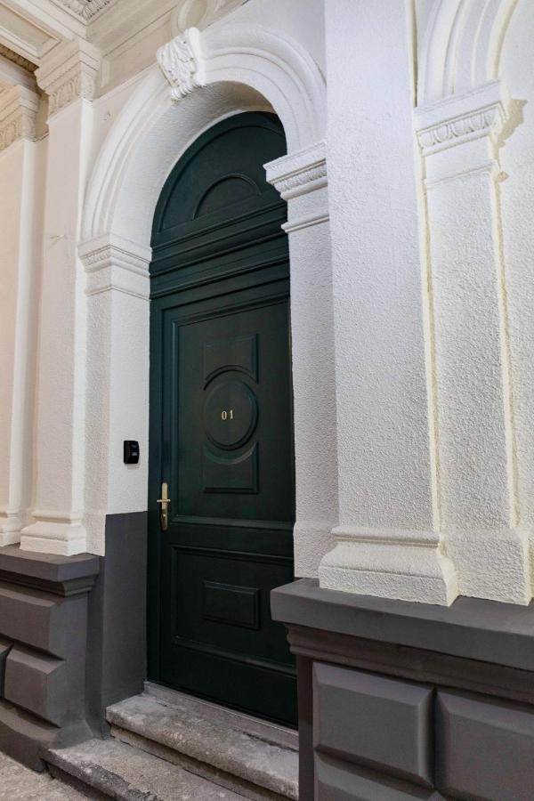 Ozone One Apartment Budapest Exterior foto